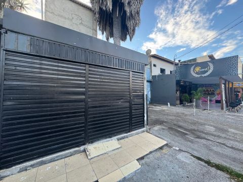 PONTO COMERCIAL COM CÂMARA FRIA Estratégico Ideal para Depósito de Bebidas, Alimentos