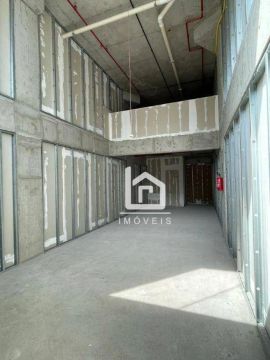 Ótima Loja para locação no Ed. Canal Office Tower.! Agende a sua visita hoje.