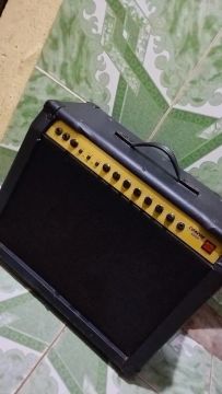 Amplificador guitarra Condor 65GR 60 watts 