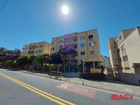 Excelente Apartamento 3 dormitório(s) em Trindade - Florianópolis