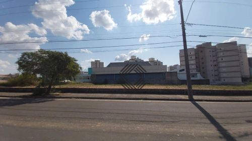 Terreno plano com 547m² por 1.123.143, em localização privilegiada no Jd Portal da Colina,