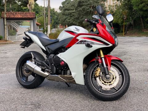 Honda CBR 600F - Impecável