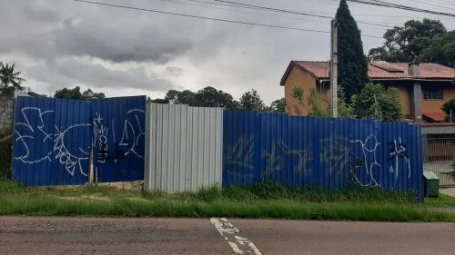 Terreno a venda, com projeto e alvará, Curitiba.