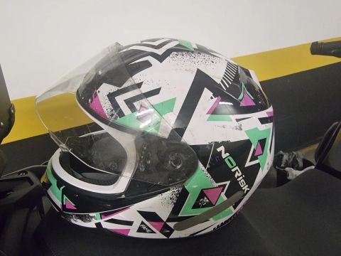 Capacete Norisk Fame - Tamanho M - número 58