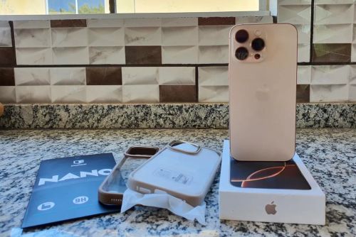 iPhone 16 Pro Max 256GB, Desert Titânio