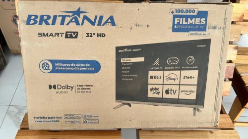 2 Smart TVs Britânia 32? Roku TV - Tela Quebrada / Peças OK - Dolby / Apple / Google