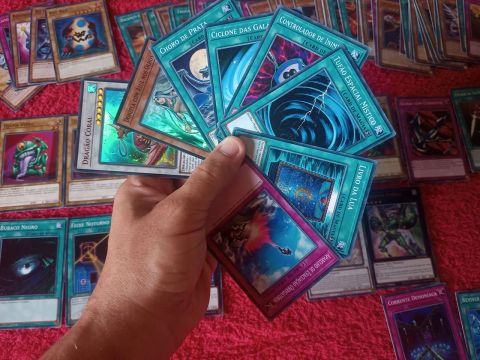 YU-GI-OH 79cartas originais novas