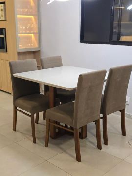 Mesa de Jantar Moderna 4 Cadeiras