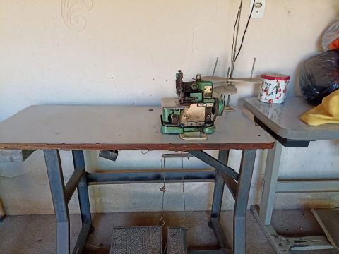 Máquina de Costura Overlock semi industrial chinesinha 