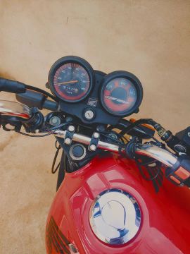 Honda CG 150 - Vermelha - Ótimo estado