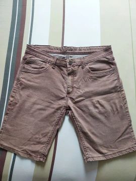 Bermuda Masculina, Tamanho 44.