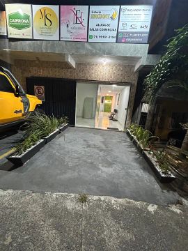 Salas pra alugar frente de rua boa localização .