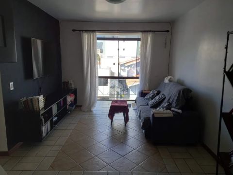 Apartamento 2 Dormitórios à Venda no Bairro Menino Jesus, Santa Maria - RS