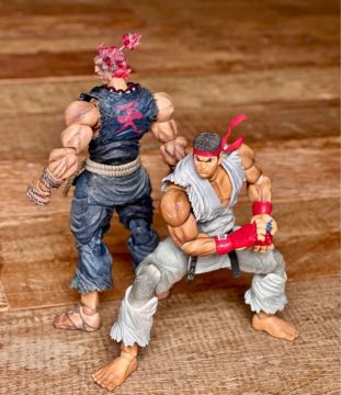 Akuma + Ryu Street Fighter 4 Play Arts Kai