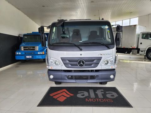  Mercedes-Benz Accelo 817 okm 