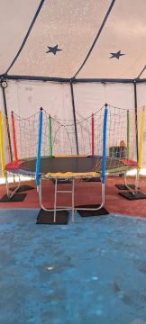 Cama elástica 3,05m infantil para brincar muito!