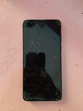 Motorola com Tela Quebrada