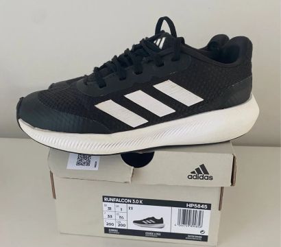 Tênis infantil Adidas 