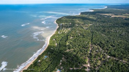 Lote à Venda no Condomínio Estâncias Reserva Trancoso, Praia de Itapororoca, Porto Seguro 