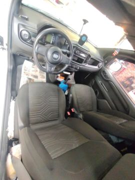 Fiorino completa 