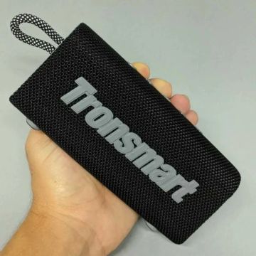 Tronsmart Trip: Som Imersivo e à Prova d'Água para Suas Aventuras