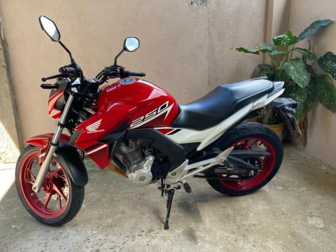 CB twister 250
