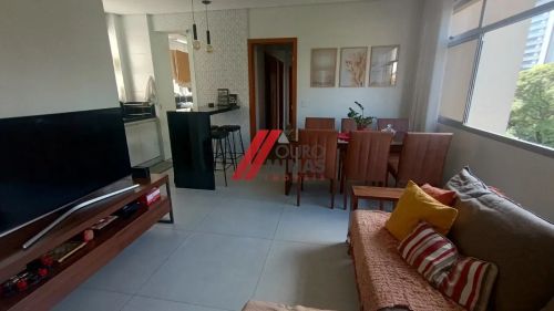 Lindo apto mobiliado, 3 quartos, sendo o terceiro reversível, localização privilegiada , p