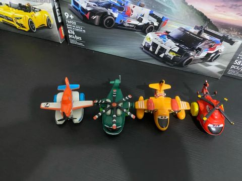 Brinquedos de Aviões Carros Disney Pixar