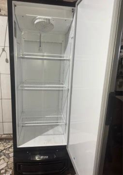 Cervejeira Gelopar porta cega 410L