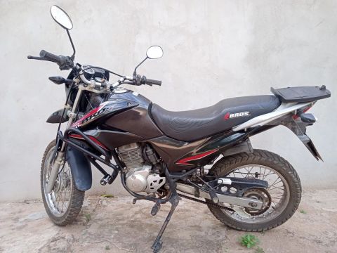 Honda Bros 150 ES - Trail impecável