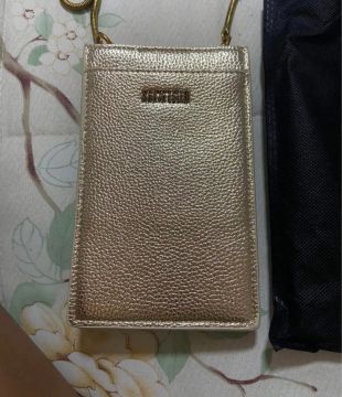 Bolsa de Ombro Dourada