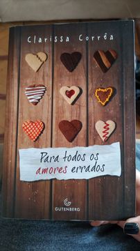 Livro Para todos os amores errados