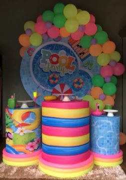 kit  aniversário /  Usado apenas 1 vez. 