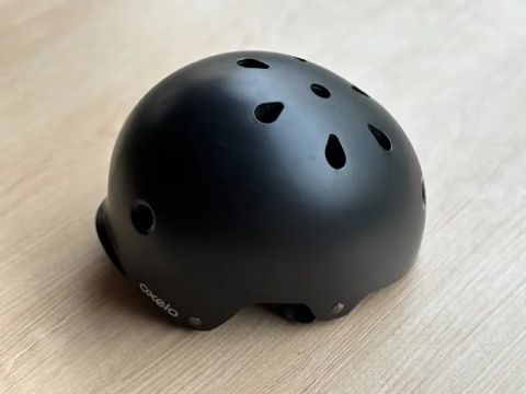 Capacete Oxelo adulto em ótimo estado