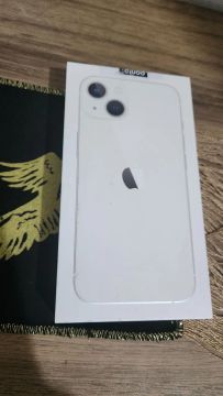 IPHONE 13 COR BRANCA NOVO