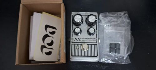 Pedal de Distorção DOD/Digitech Gunslinger