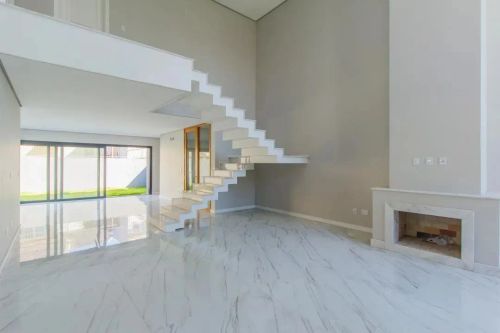 Casa com 3 Quartos ( 3 suítes ) à Venda no bairro Moinhos de Vento em Canoas REF: G4886
