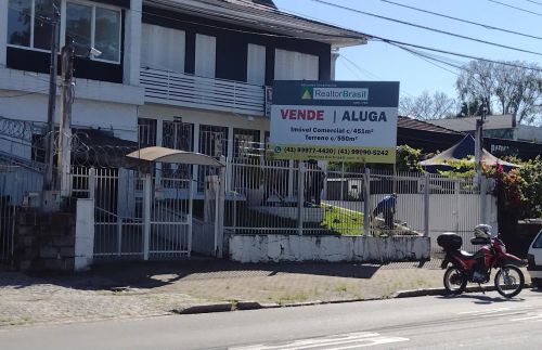 Casa para aluguel e venda com 451 metros quadrados com 5 quartos em Batel - Curitiba - PR