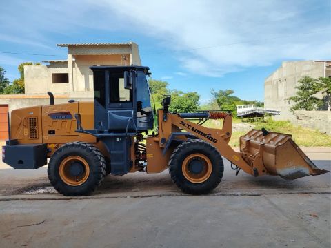 Vendo PÁ CARREGADEIRA Impecável!