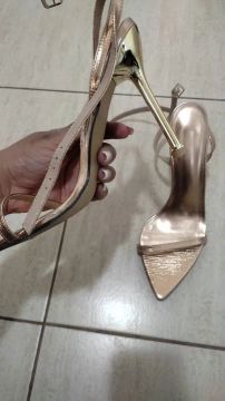 Sandálias de Salto Alto Rosé Gold bico folha 