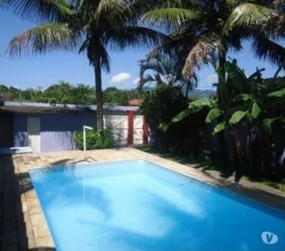 casa em caraguatatuba com piscina 