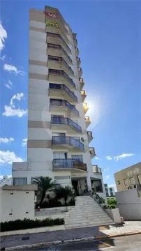 Amplo apartamento mobiliado no Centro de Lages 4 dormitórios