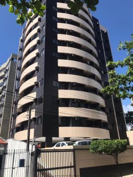 Apartamento na Ponta Verde 3quartos (1suíte)