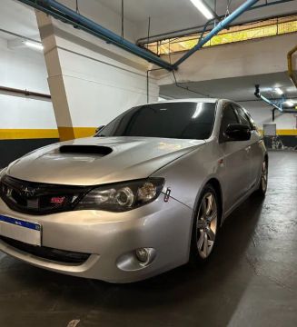 VENDO SUBARU IMPREZA 2009 HATCH 2.0 MANUAL 4X4 COM BODY KIT DO WRX