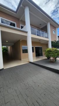 VENDO sobrado com 03 Quartos sendo 03 suítes, 240m² - Jardim Itália - Cuiabá/MT