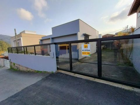 Casa de 1 dormitórios para locação no Rio Tavares