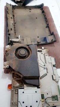 Limpeza e Troca de Pasta térmica em PS3 