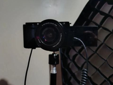 Câmera Sony ZV-E10 