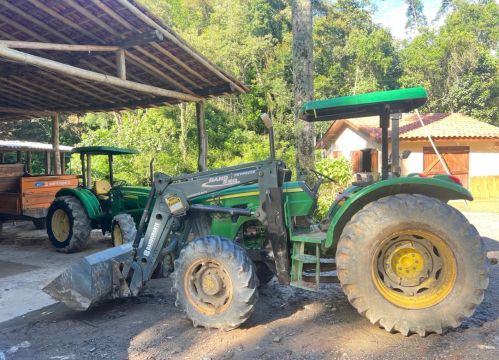 Oportunidade única - Trator John deere