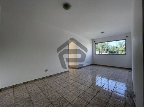 Apartamento à Venda com 2 Dormitórios no Real Parque